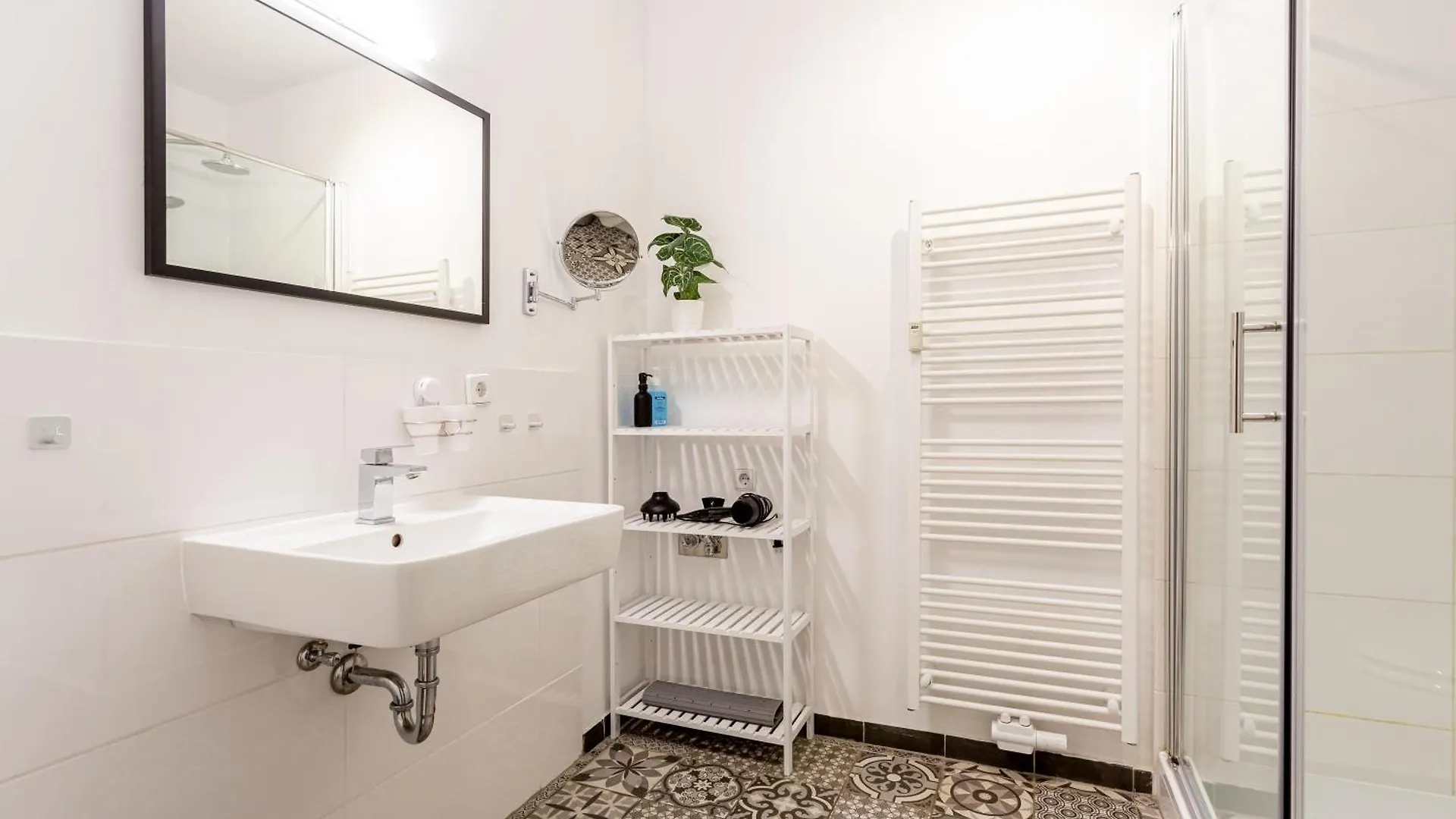Global Living - Design Apartment I Central I Smart-Tv I Kitchen I Berlin