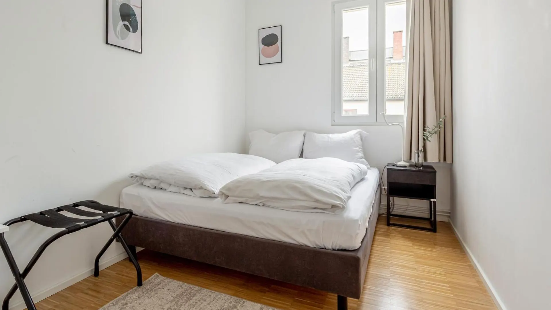 Global Living - Design Apartment I Central I Smart-Tv I Kitchen I Berlin Germany
