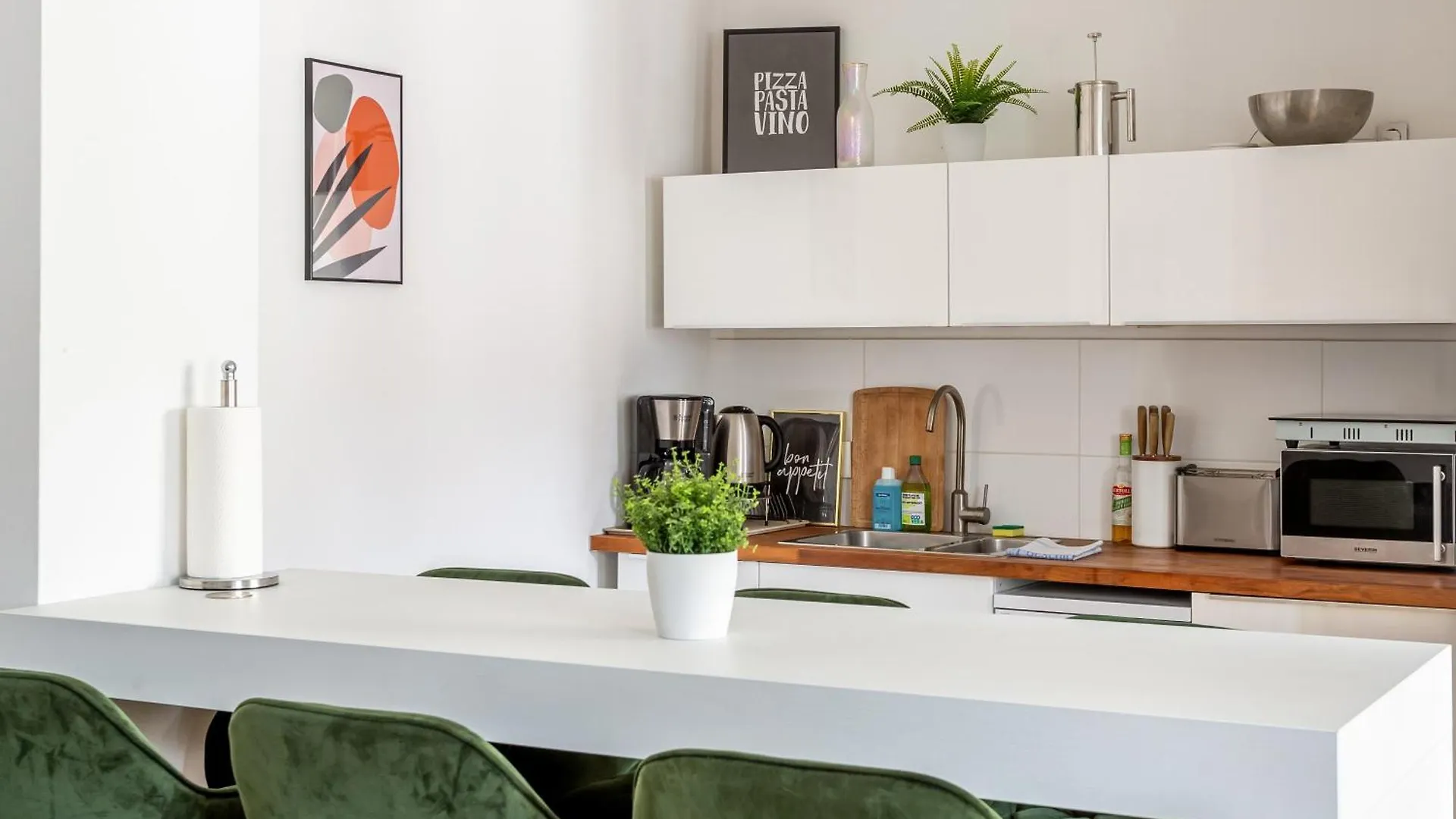 Global Living - Design Apartment I Central I Smart-Tv I Kitchen I Berlin