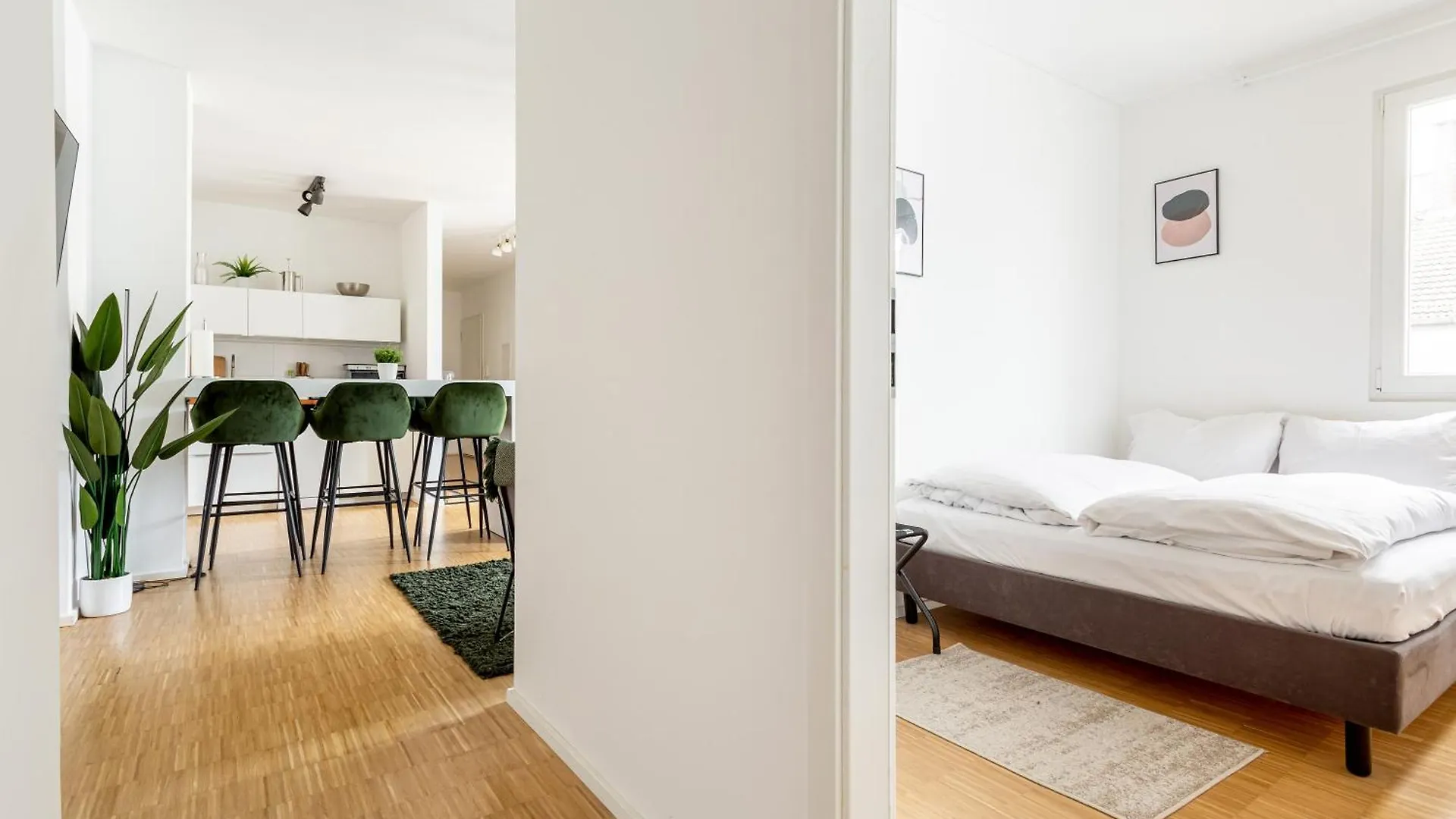 Global Living - Design Apartment I Central I Smart-Tv I Kitchen I Berlin