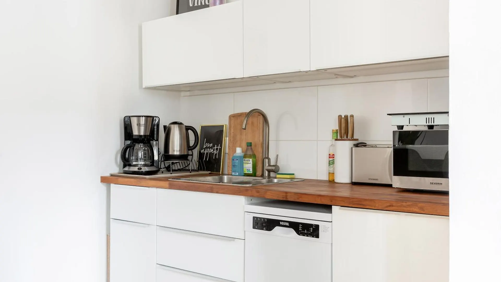 Global Living - Design Apartment I Central I Smart-Tv I Kitchen I Berlin 0*,  Tyskland